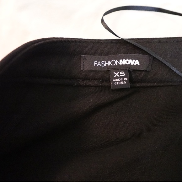 Fashion Nova Black Mini Skirt with Silver Accents / Skin Revealing Slits - Picture 8 of 10